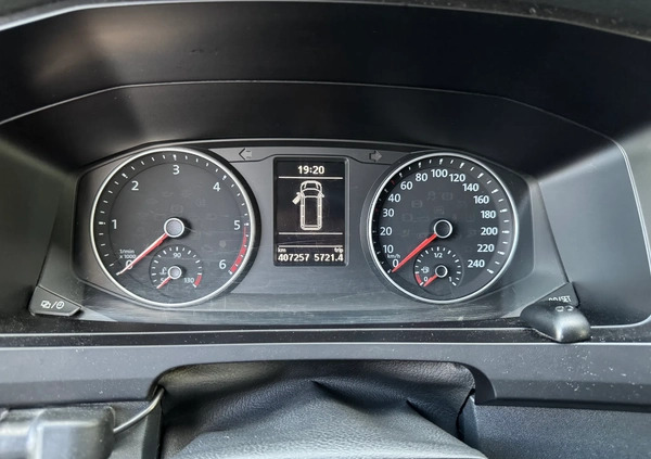 Volkswagen Caravelle cena 102000 przebieg: 407300, rok produkcji 2016 z Tczew małe 436